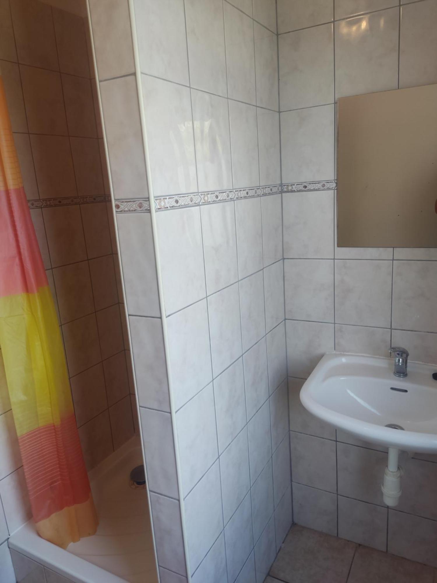 Ubytovani Pod Hradem Dobronice 111 Kamer foto